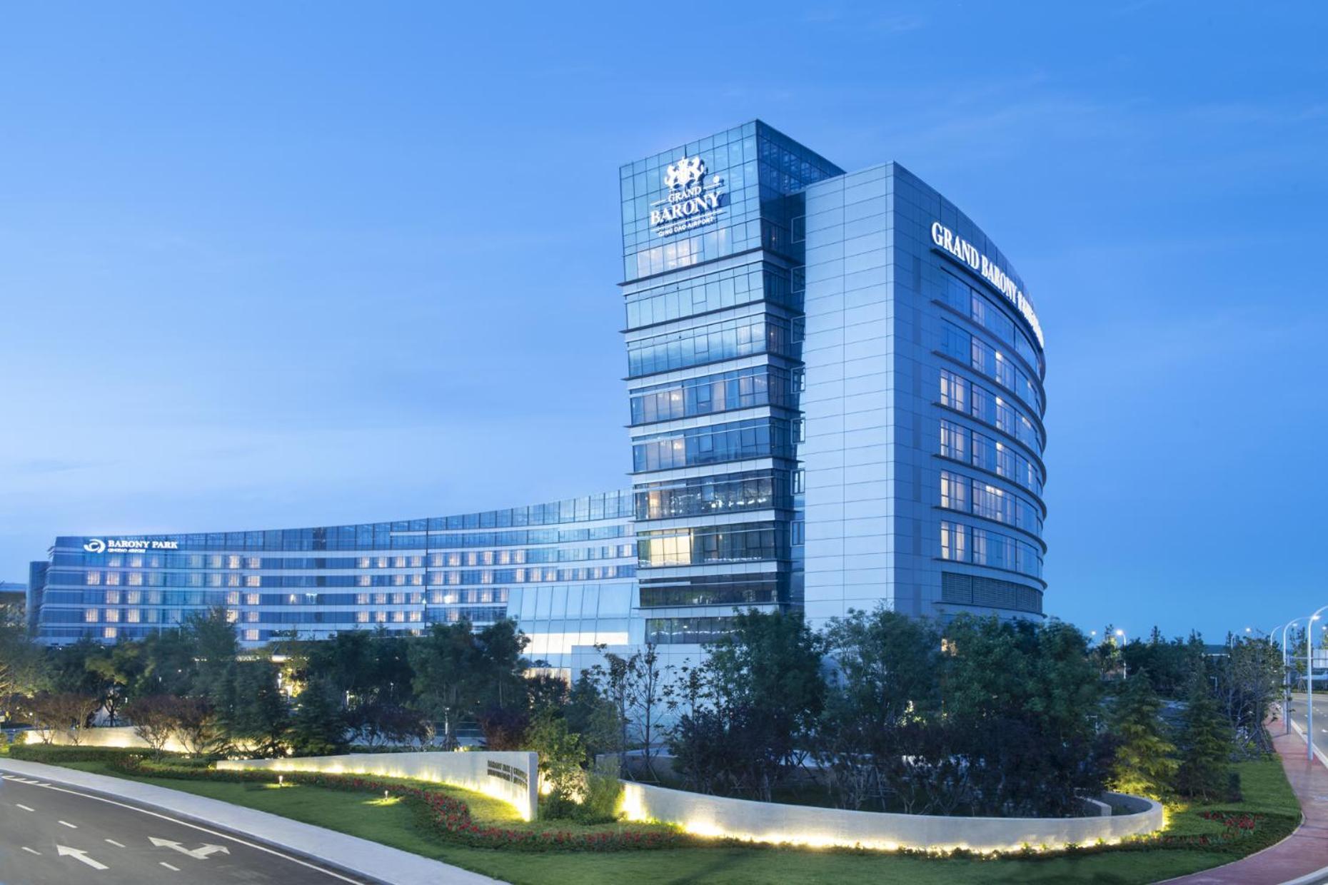 Grand Barony Qingdao Airport Hotel Eksteriør bilde